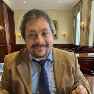 20250809_2253_image Abogado Penal